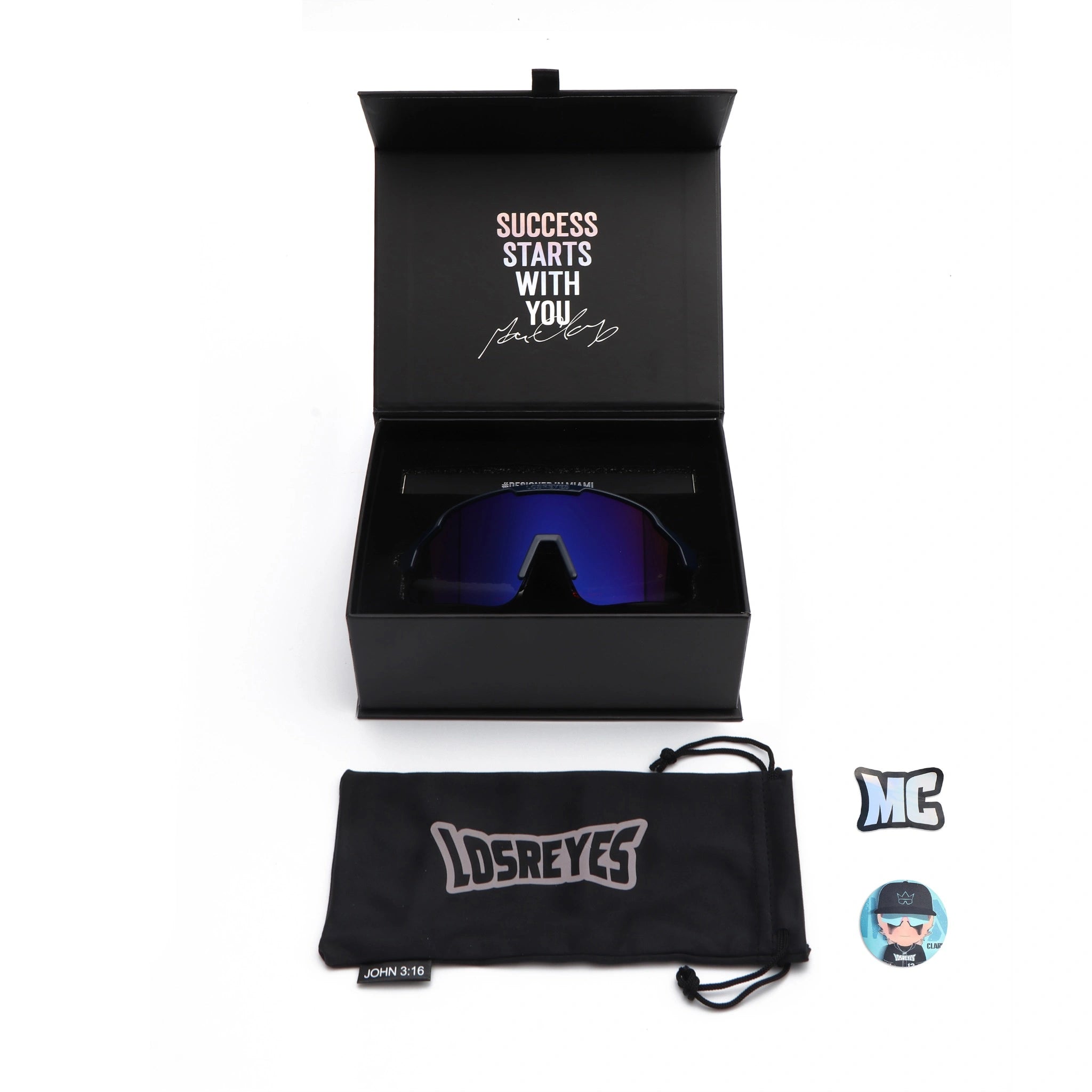 SHOWTIME Max Clark Tiger Reversed sunglasses in holiday exclusive box with accessories